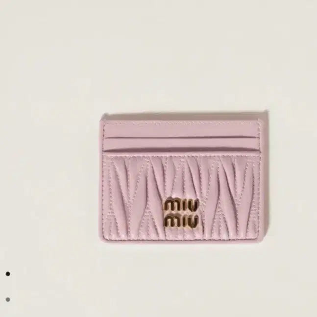 [BUNJANG] Miu Miu Matelassé Nappa Leather Card Holder / 미우미우 마테라쎄 카드지갑