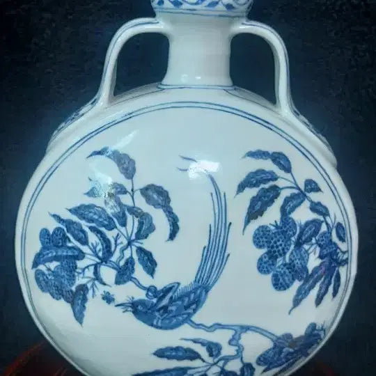 [BUNJANG] Blue and White Porcelain Moon Flask with Bird and Fruit Motif, "Da Ming Xian De Nian Zhi" Mark / 청화과조도보월병