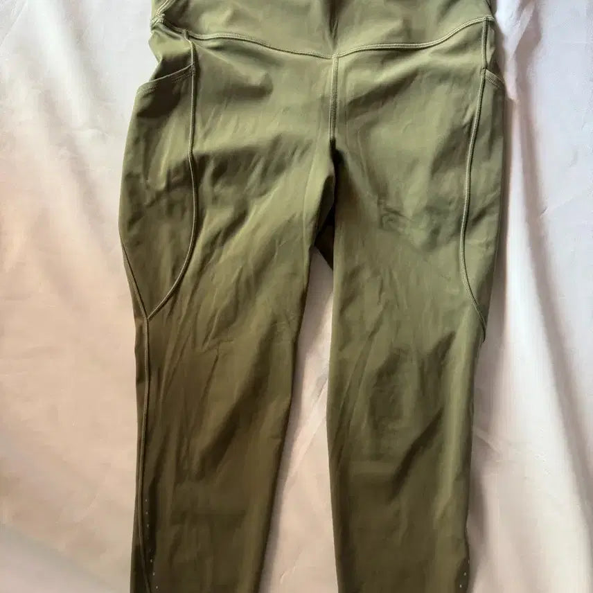 [BUNJANG] Lululemon Fast and Free 7" Leggings Olive Green / 룰루레몬 패스트앤프리 7부 레깅스 (카키색)