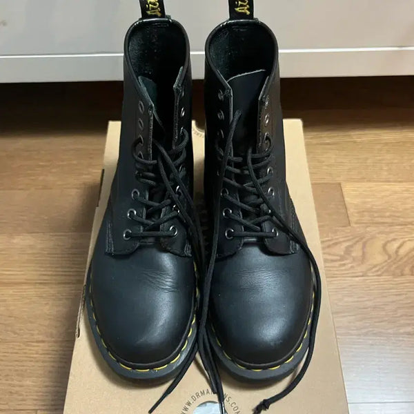 [BUNJANG] Dr. Martens 1460 Black Boots UK 4 / 닥터마틴 1460 블랙 UK4
