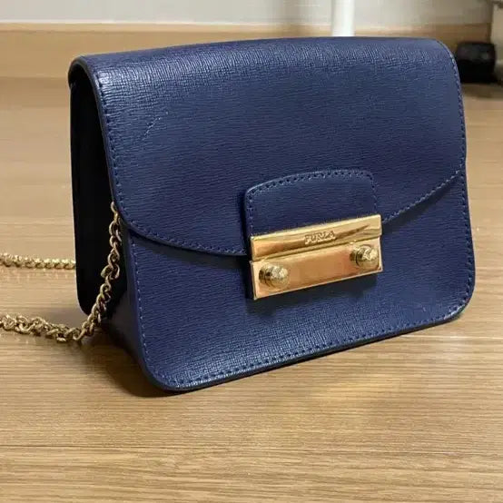 [BUNJANG] Furla Mini Crossbody Bag / Furla 훌라 미니 크로스백
