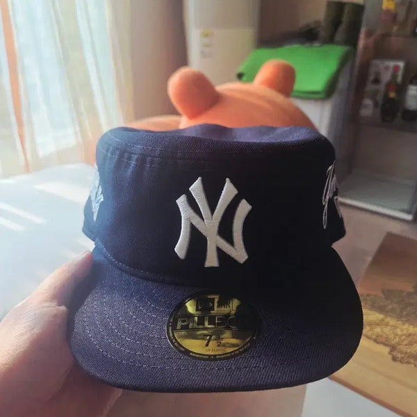 [BUNJANG] New Era New York Yankees Philbox 7 1/2 (59.6cm) Hat / 뉴에라 뉴욕 양키스 필박스 7 1/2사이즈(59.6)