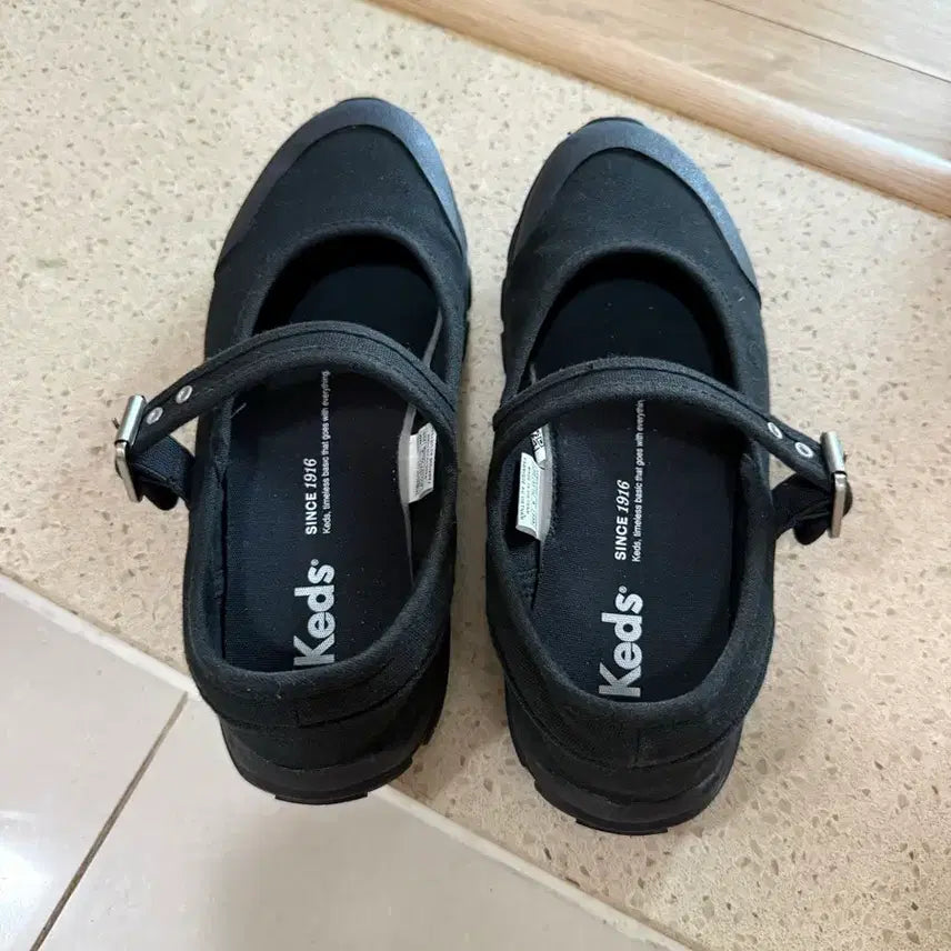 [BUNJANG] Keds Double-strap Mary Jane Sneakers (Black & White) - Size 235 (Bundle Set) / 케즈 볼드 메리제인 블랙 화이트 일괄판매