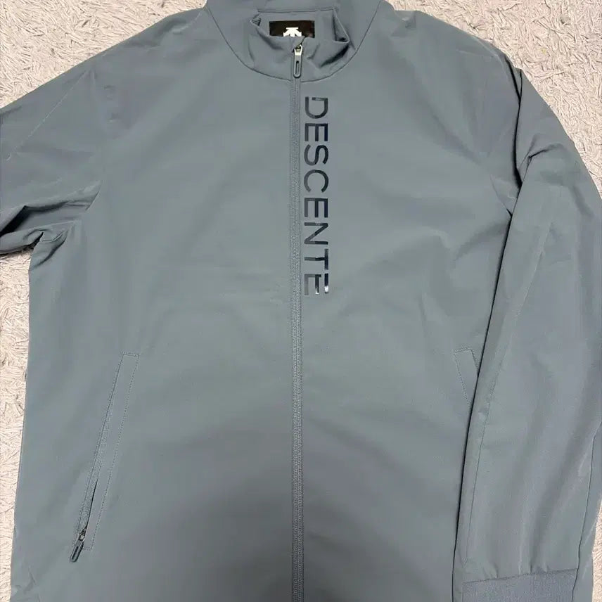 [BUNJANG] Descente Golf Mesh Lined Jacket Size 100 / 데상트골프 매쉬안감 자켓 100