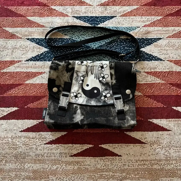[BUNJANG] Core Prototype Yin Yang Tie-Dye Denim Mini Messenger Bag [Black] / 코어프로토타입 음양 타이다이 데님 미니 메신저백 [블랙]