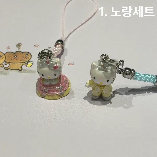 [BUNJANG] Sanrio Hello Kitty & Daniel Couple Wedding Anniversary Keyring Set (1+1) / 새상품 고전 키티 커플 웨딩 결혼 기념일 키링 1+1 세트, 산리오 헬로키티 남자친구 다니엘 키링
