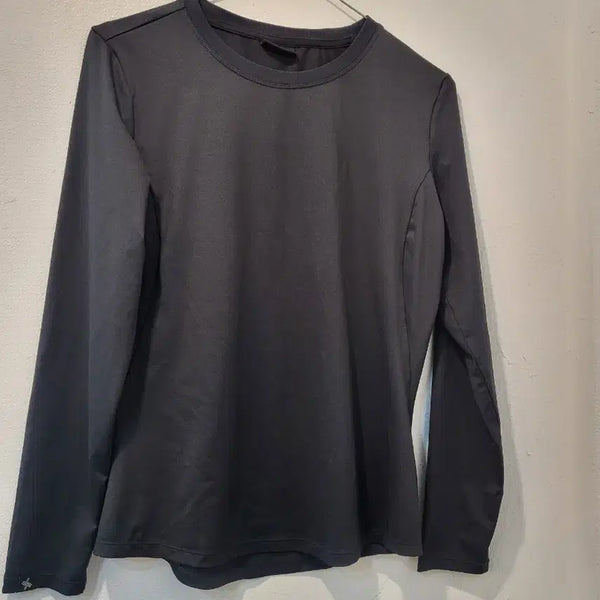 [BUNJANG] XEXYMIX Black Long Sleeve T-Shirt / 젝시믹스 블랙 긴팔 티셔츠 가62