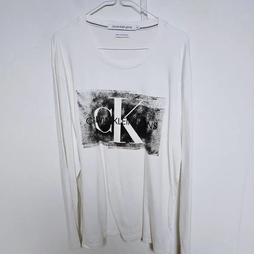 [BUNJANG] Calvin Klein Men's Long Sleeve T-Shirt XL / 캘빈클라인 남성 봄가을 긴팔티 105XL@9990