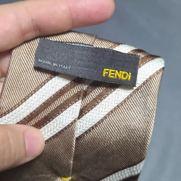 [BUNJANG] Fendi Striped Necktie Brown / 펜디 스트라이프 줄무늬 브라운 넥타이