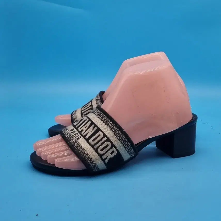 [BUNJANG] DIO Women's Slippers Size 230 Heel 5.5 / aa DIO 여성 슬리퍼 230 굽5.5