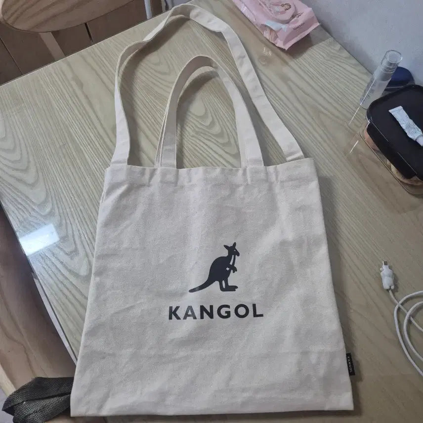 [BUNJANG] Kangol Canvas Tote Bag Ivory / 캉골 캔버스 토트백 아이보리색이예요