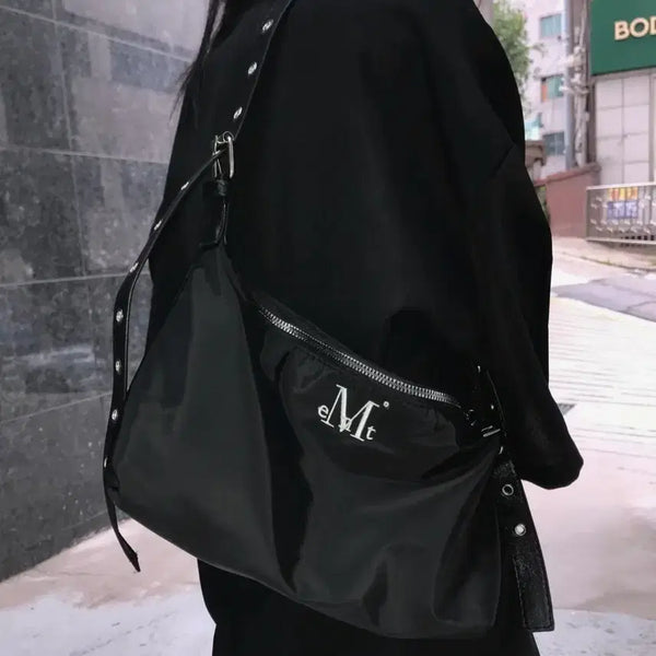 [BUNJANG] Musent Motor Punching Shoulder Bag Crossbody Bag / 무센트 / 모터 펀칭 숄더백 크로스백
