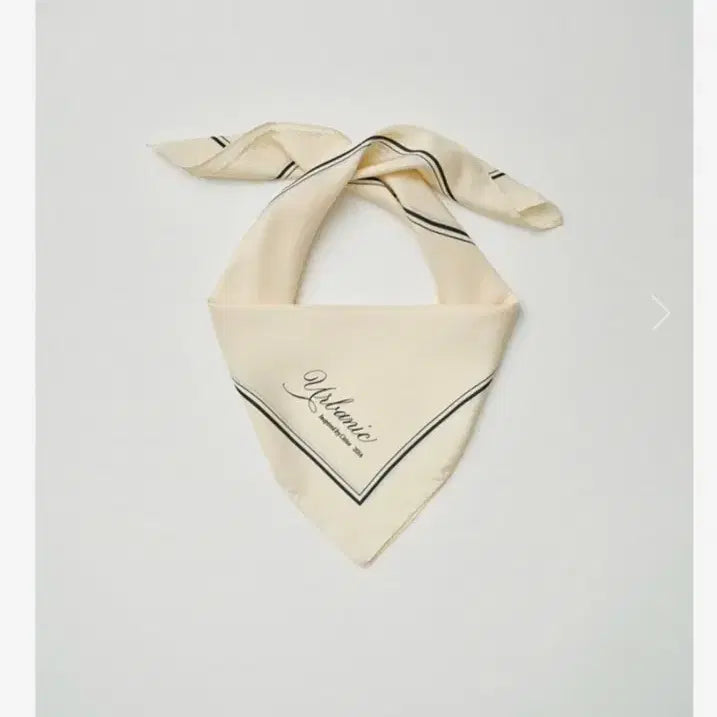 [BUNJANG] Urbanic 30 Emblem Silk Scarf Navy / 얼바닉30 Emblem Silk Scarf 스카프
