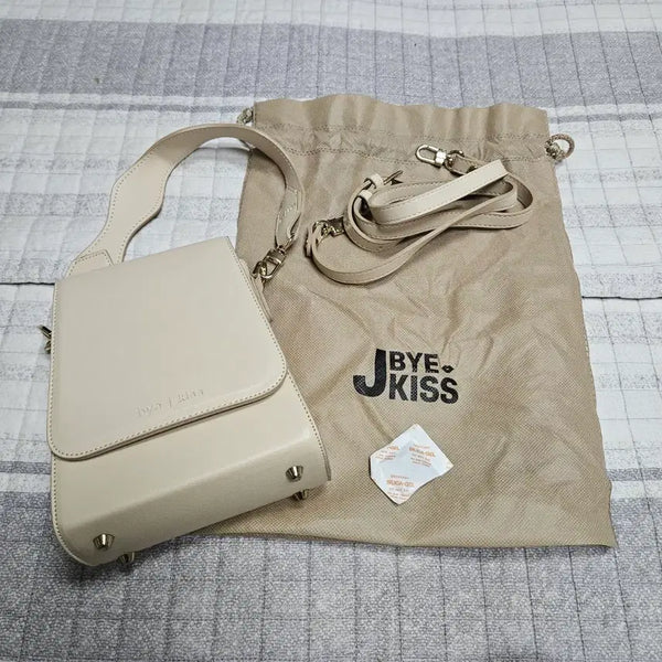 [BUNJANG] By.J Kiss Cross & Shoulder Bag / 바이제이키스 크로스&숄더백_새상품