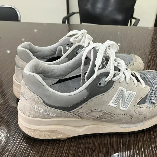 [BUNJANG] New Balance ABZORB 1600 Suede Men's Sneakers / 뉴발란스 ABZORB 1600 그레이 스웨이드 남성 운동화