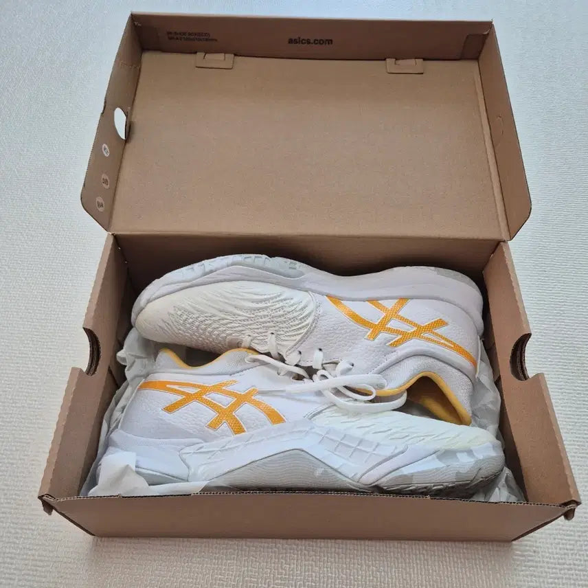 [BUNJANG] Asics Unpre Ars Low Basketball Shoes White Yellow 270 / 아식스 언프레아스 로우 270 농구화