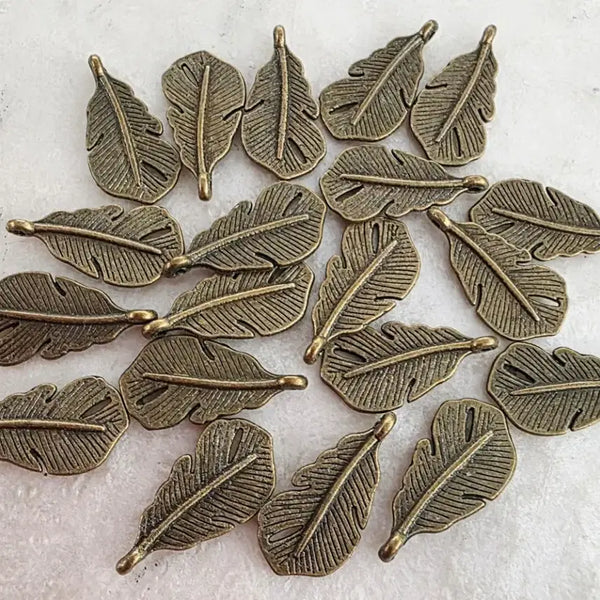 [BUNJANG] Antique Leaf Metal Pendants (20 pcs Bundle) / 금속 펜던트 양면 엔틱나뭇잎 20개 일괄
