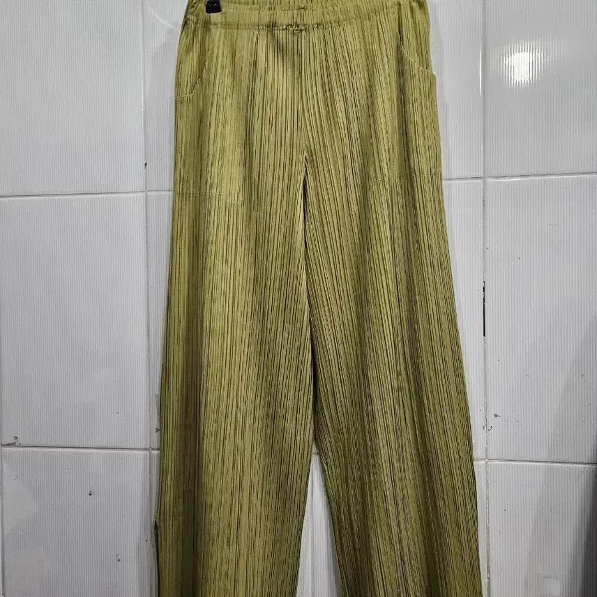 [BUNJANG] Wide Pleated Pants / 플리츠와이드팬츠(F)새상품