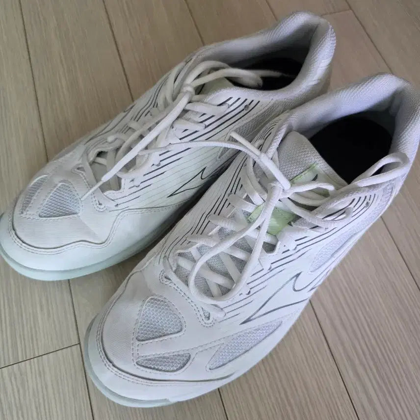 [BUNJANG] Mizuno Badminton Shoes White / 미즈노 배드민턴화 화이트