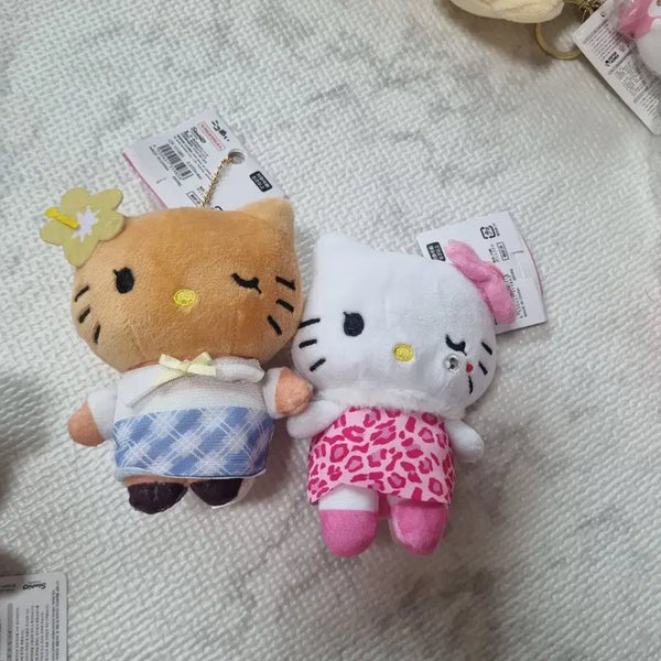 [BUNJANG] Sanrio Hello Kitty Gyaru Tanning Leopard Print Plush Keychain / 산리오 헬로키티 갸루 태닝 호피 인형 키링