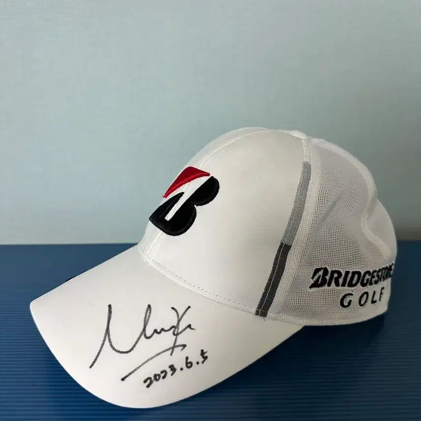 [BUNJANG] Momoko Osato Signed Bridgestone Golf Hat / 오오사토 모모코 사인 브릿지스톤 모자 새상품