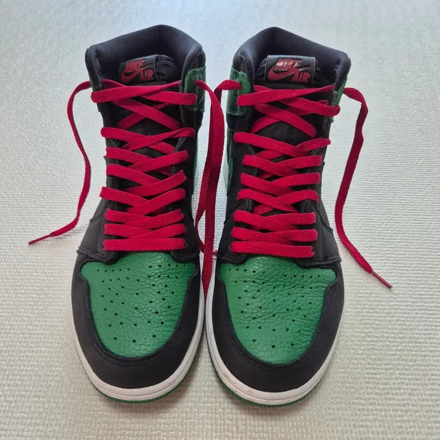 [BUNJANG] Nike Air Jordan 1 Retro High OG Black Green / 나이키 에어조던 1 레트로 하이 OG 블랙 그린 280
