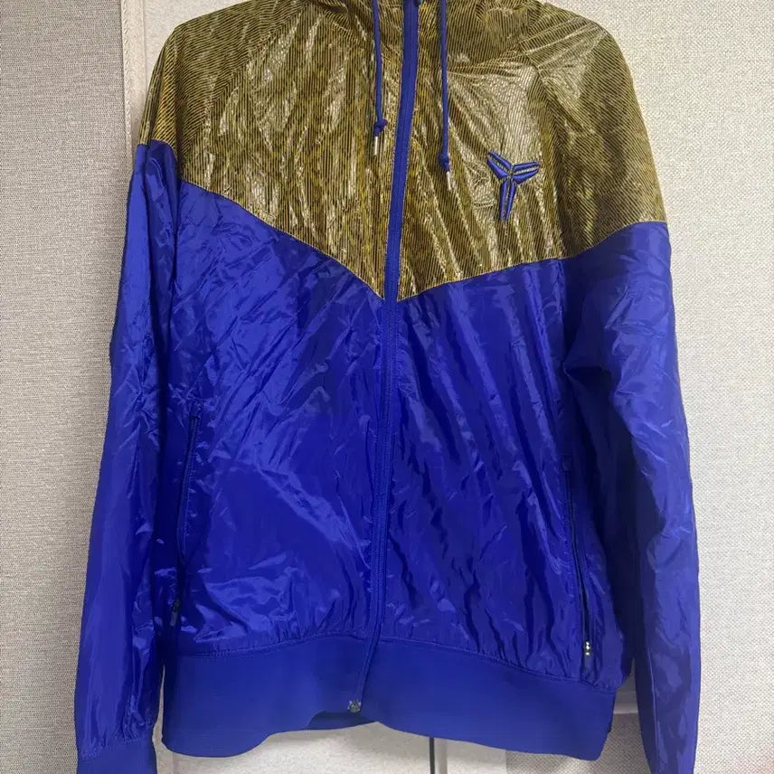 [BUNJANG] Nike Kobe Limited Edition Windrunner Jacket / 나이키 코비 한정판 원드러너바람막이
