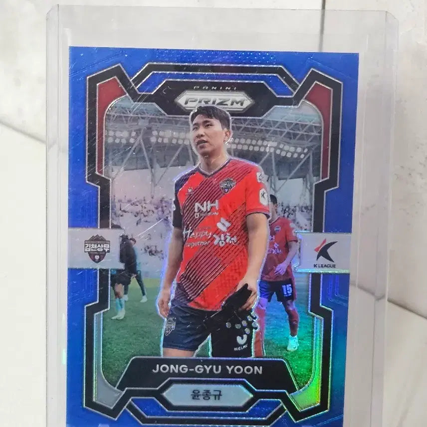 [BUNJANG] Yoon Jong-kyu 2024 K League Prism Blue Card / 김천상무(울산HD) 윤종규 블루 파니니 24 k리그 프리즘