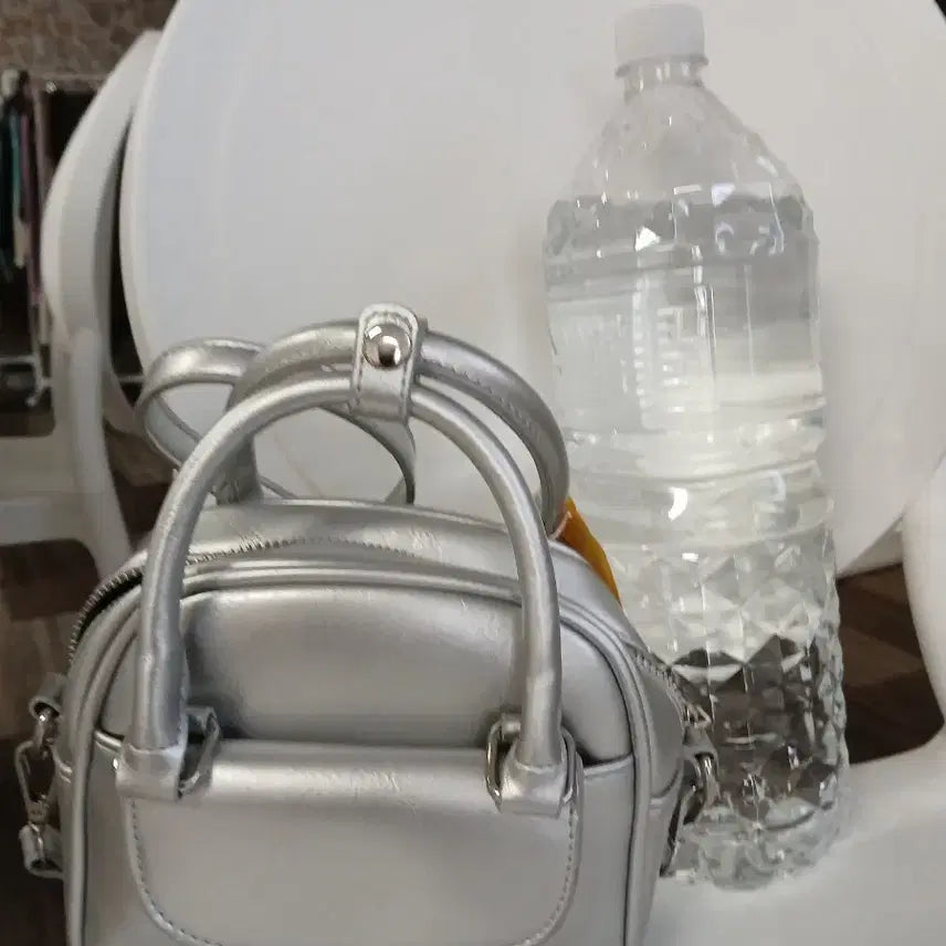[BUNJANG] Silver Mini Tote Bag / 실버 미니 토트백