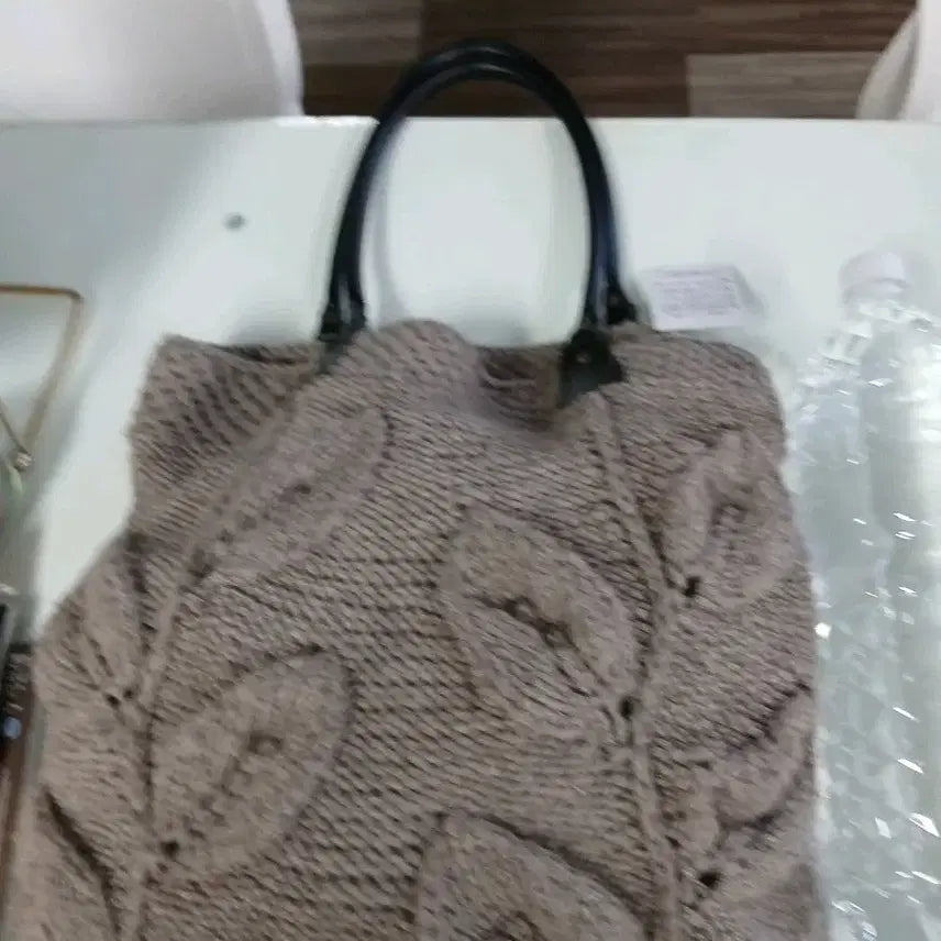 [BUNJANG] Knit Shoulder Bag Leaf Pattern Brown / 니트 숄더백 브라운 잎사귀 패턴