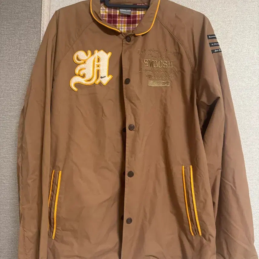 [BUNJANG] Nike Swoosh Jacket Brown / 나이키 스우시 자켓 브라운