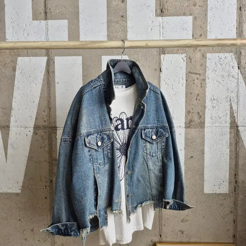 [BUNJANG] Cutting Loose Fit Denim Jacket / 컷팅 루즈핏 청자켓