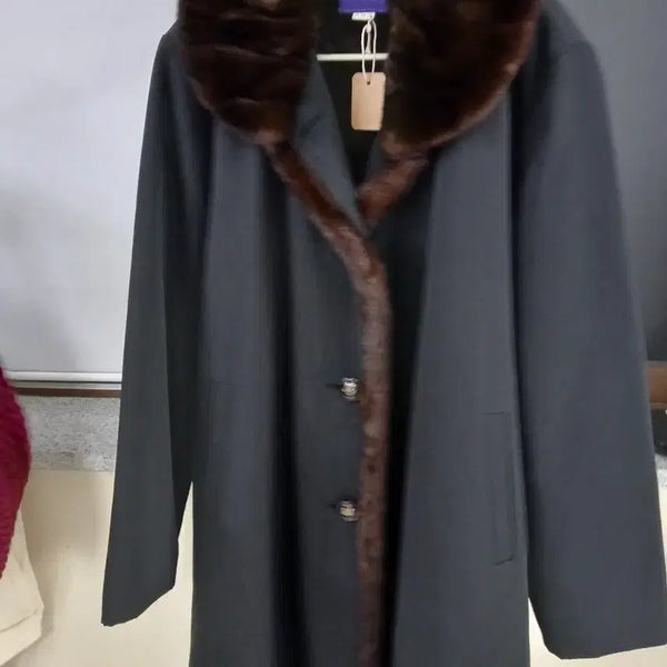 [BUNJANG] HYVERNE Fur Collar Coat / HYVERNE 퍼 카라 코트