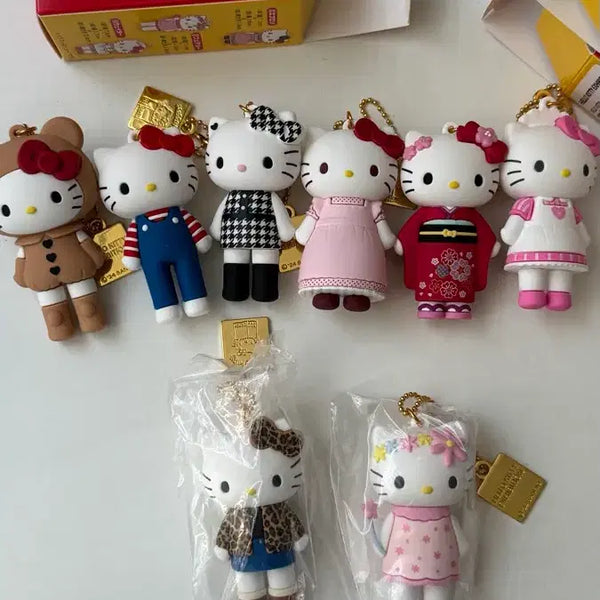 [BUNJANG] Hello Kitty 50th Anniversary Collection Keychain Set / 헬로키티 50주년 기념 새상품
