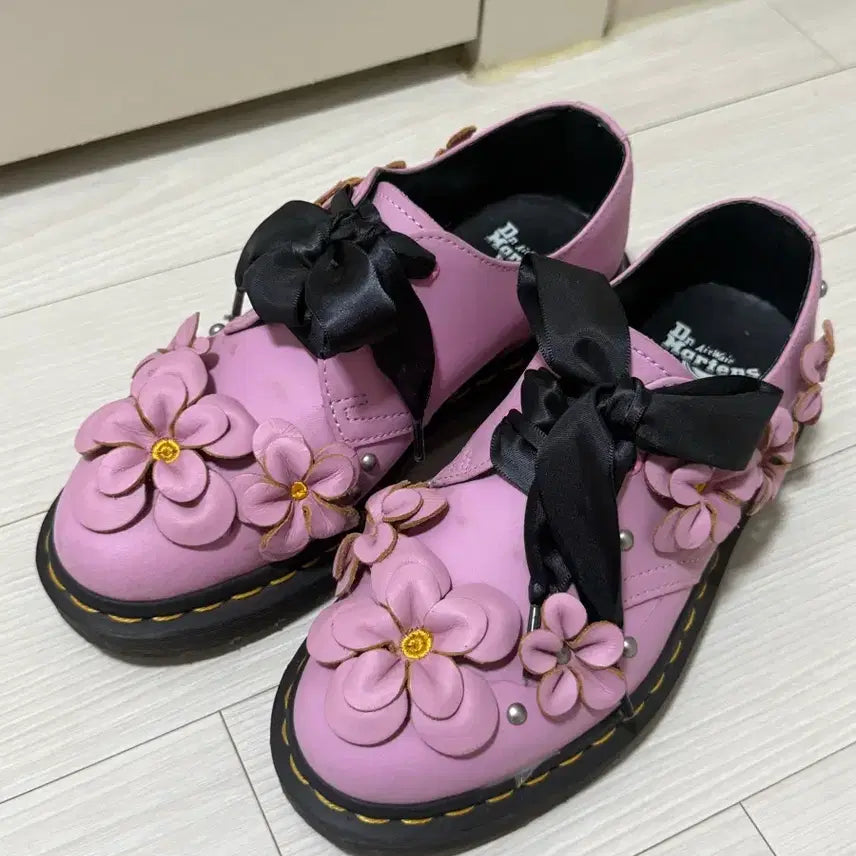 [BUNJANG] Dr. Martens 1461 Pink Flower Limited Edition / 닥터마틴1461 핑크플라워