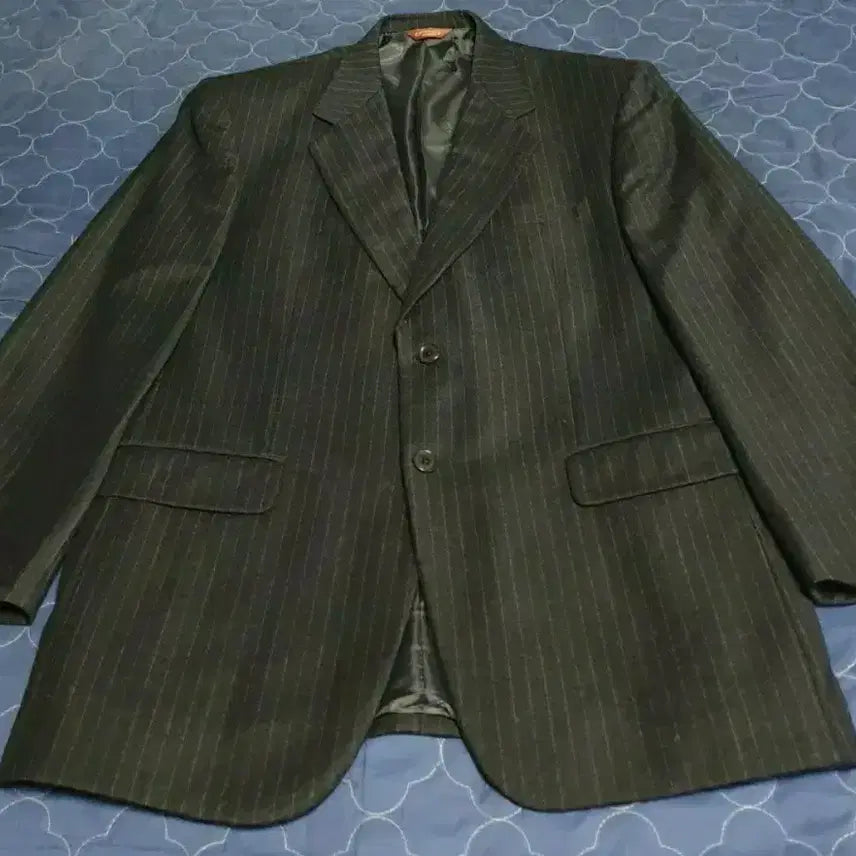 [BUNJANG] Cambridge Members Cashmere Pinstripe Classic Blazer (Size 100) / (빈티지) 캠브리지멤버스 캐시미어 핀스트라이프 클래식 블레이저 (100)