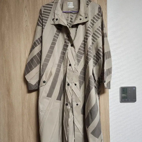 [BUNJANG] Pleats Please Issey Miyake Windbreaker Coat / 플리츠플리즈 이세이미야케 바람막이 코트