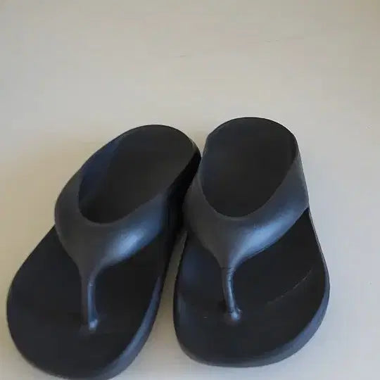 [BUNJANG] New Balance Black Sandals / 뉴발란스 검정색 조리