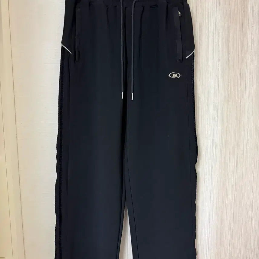 [BUNJANG] Born to Win Suede Silver Line Pants Black / 본투윈 스웨이드 실버 라인 팬츠 블랙