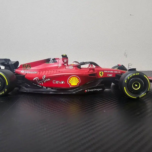 [BUNJANG] Bburago 1:18 Ferrari F1-75 #55 Carlos Sainz / 부라고 1:18 페라리 F1-75 #55 카를로스 사인츠
