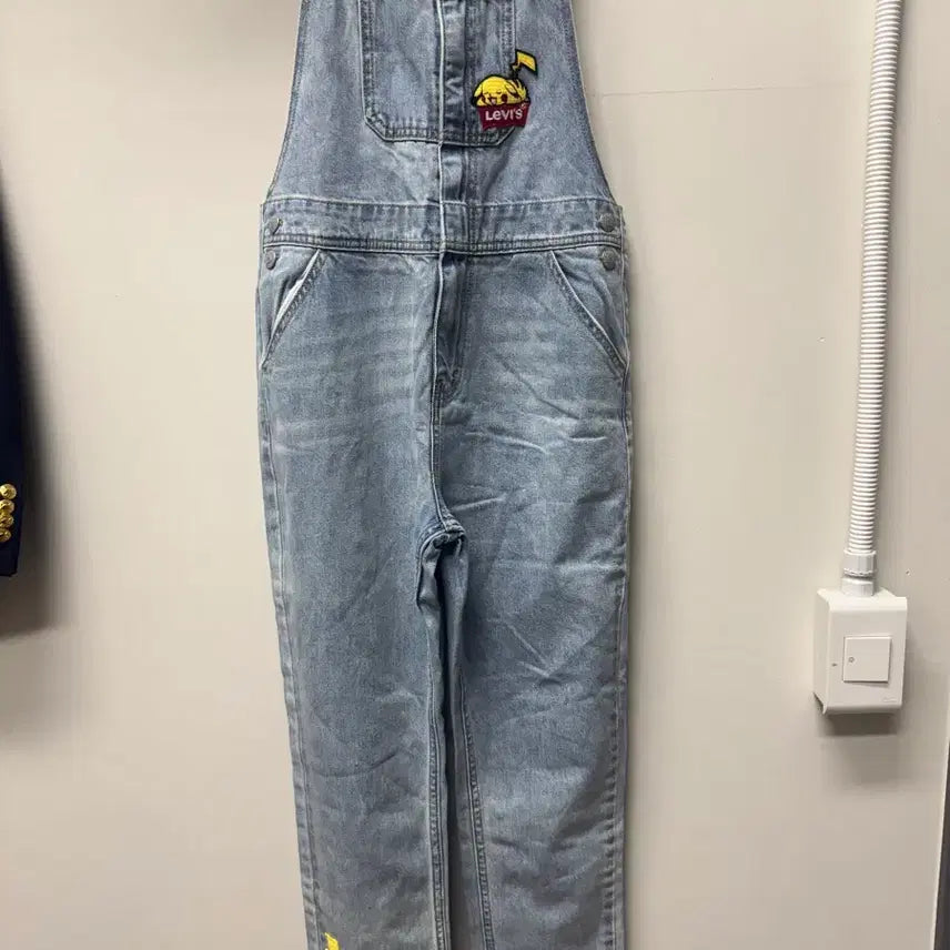 [BUNJANG] Levi's Pokémon Overalls / 리바이스 포켓몬 멜빵바지