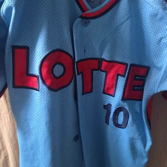 [BUNJANG] Lotte Giants Lee Dae-ho Professional Champion Jersey Size 100 / 롯데 자이언츠 이대호 프로페셔널 챔피언 유니폼 100
