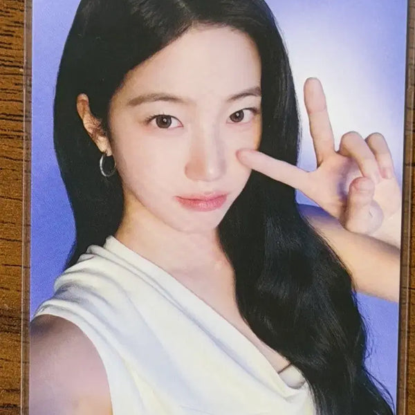 [BUNJANG] LE SSERAFIM Kazuha Pure Flow Japan Uniform Photocard / 카즈하 pureflow japan 유니폼 특전 포토카드