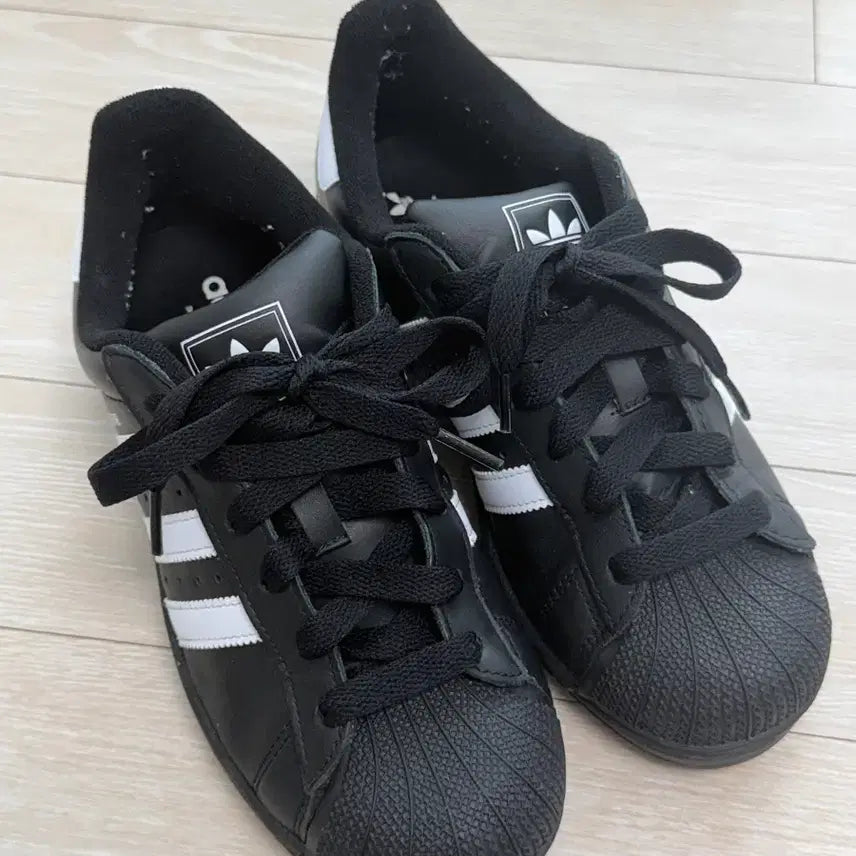 [BUNJANG] Adidas Superstar 2 Men's Shoes Black/White (245mm) / 1회착용)아디다스 슈퍼스타2 245 블랙화이트