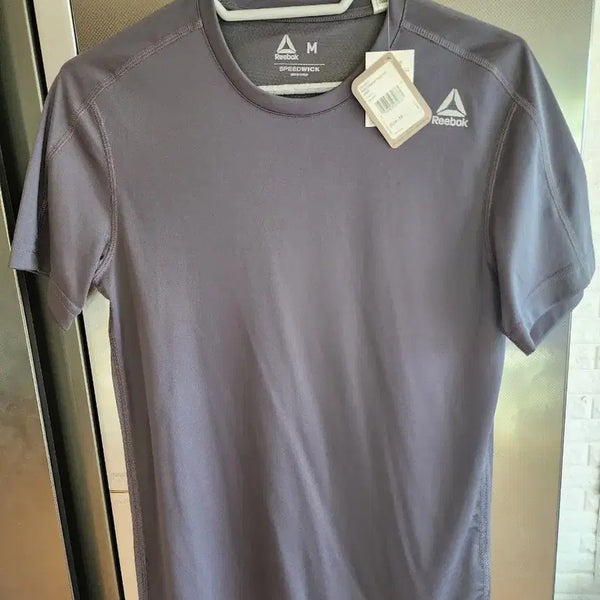 [BUNJANG] Reebok Functional Short Sleeve T-Shirt / 리복 기능성 반팔티 판매합니다