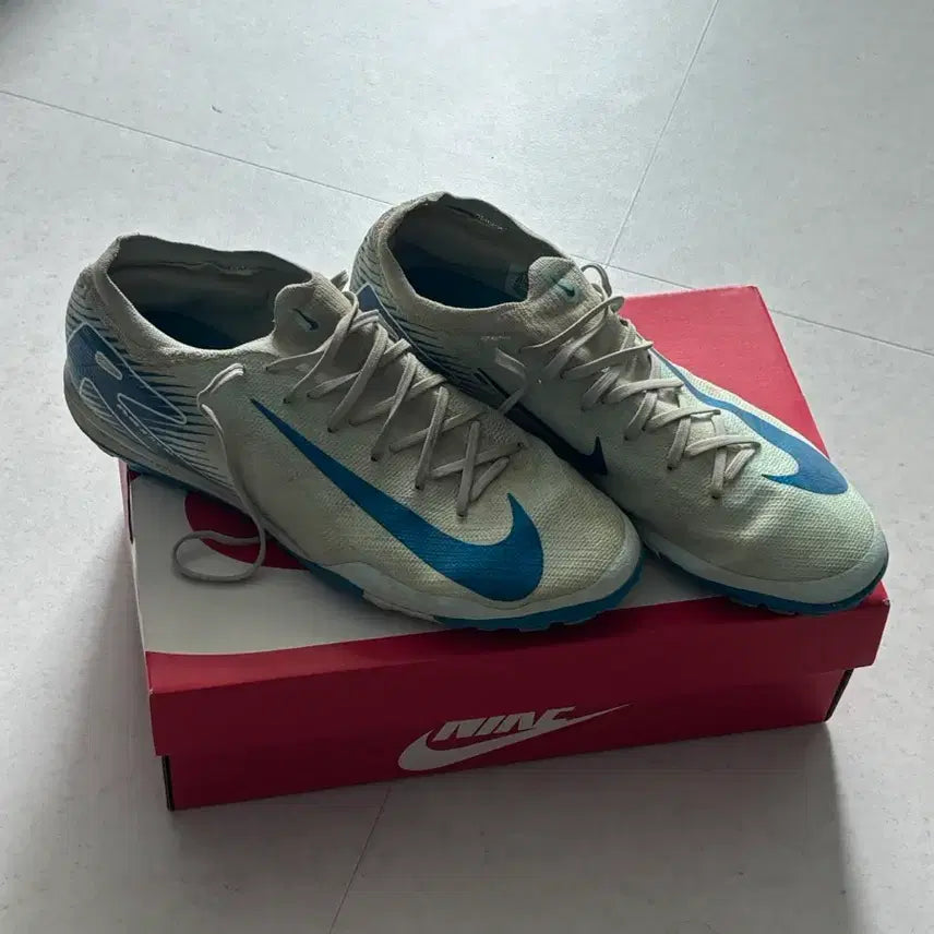[BUNJANG] Nike Vapor 16 Pro Futsal Cleats / 나이키 베이퍼 16 프로 풋살화