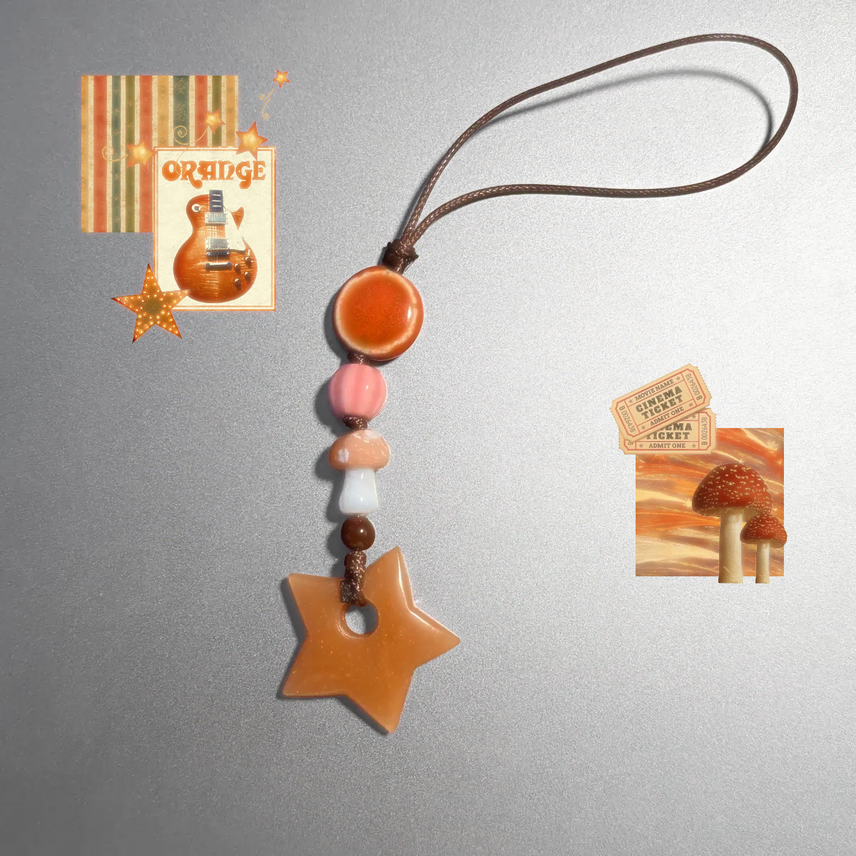 [BUNJANG] Peach Star Charm with Mushroom Beads / 살구빛 별 키링 버섯 비즈스트랩