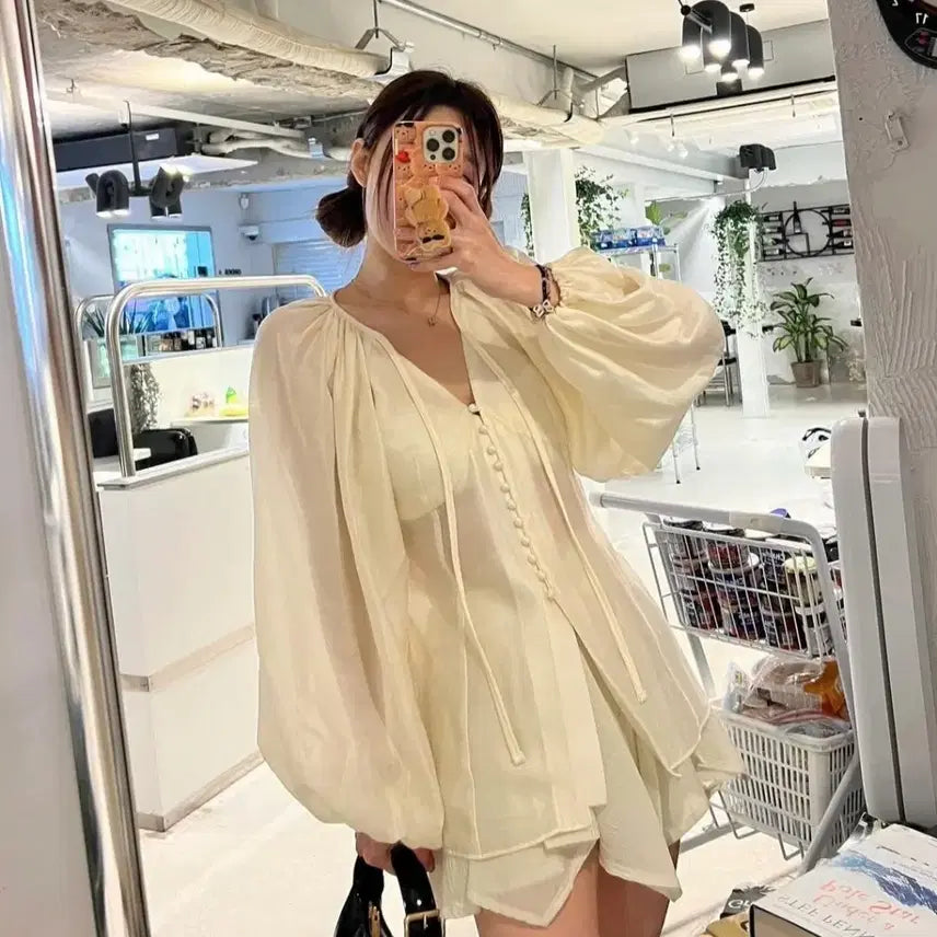 [BUNJANG] Tiche Lily Blouse / 티케 고급스런 릴리 블라우스