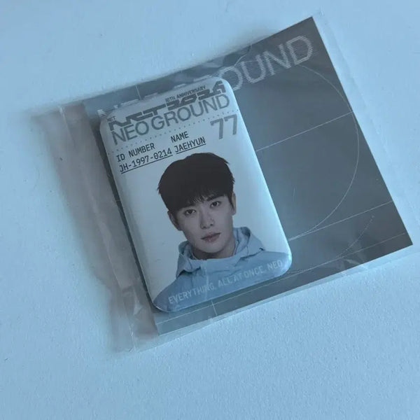 [BUNJANG] NCT 10th Anniversary Pop-up Store Random Badge Jaehyun Sealed / 엔시티 10주년 팝업 랜덤 뱃지 재현 미개봉