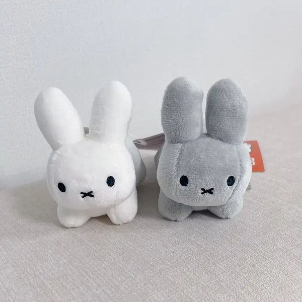 [BUNJANG] Miffy Bruna Family Rabbit Plush Keychain Set White/Gray / 미피 BRUNA FAMILY 브루나 패밀리 토끼 인형 키링 화이트/그레이 2종 일괄